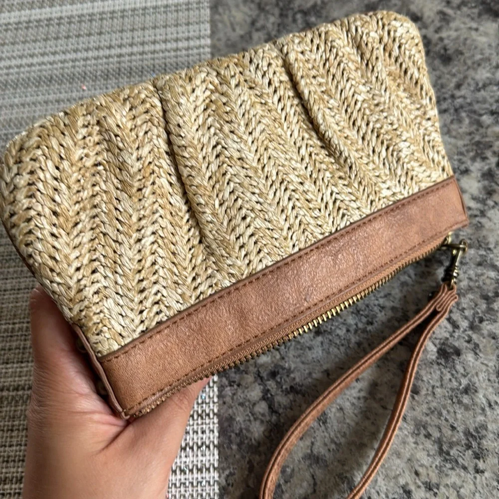 Express Women’s Woven Straw Wrislet Orange Brown Buckle Detail Summer Clutch
